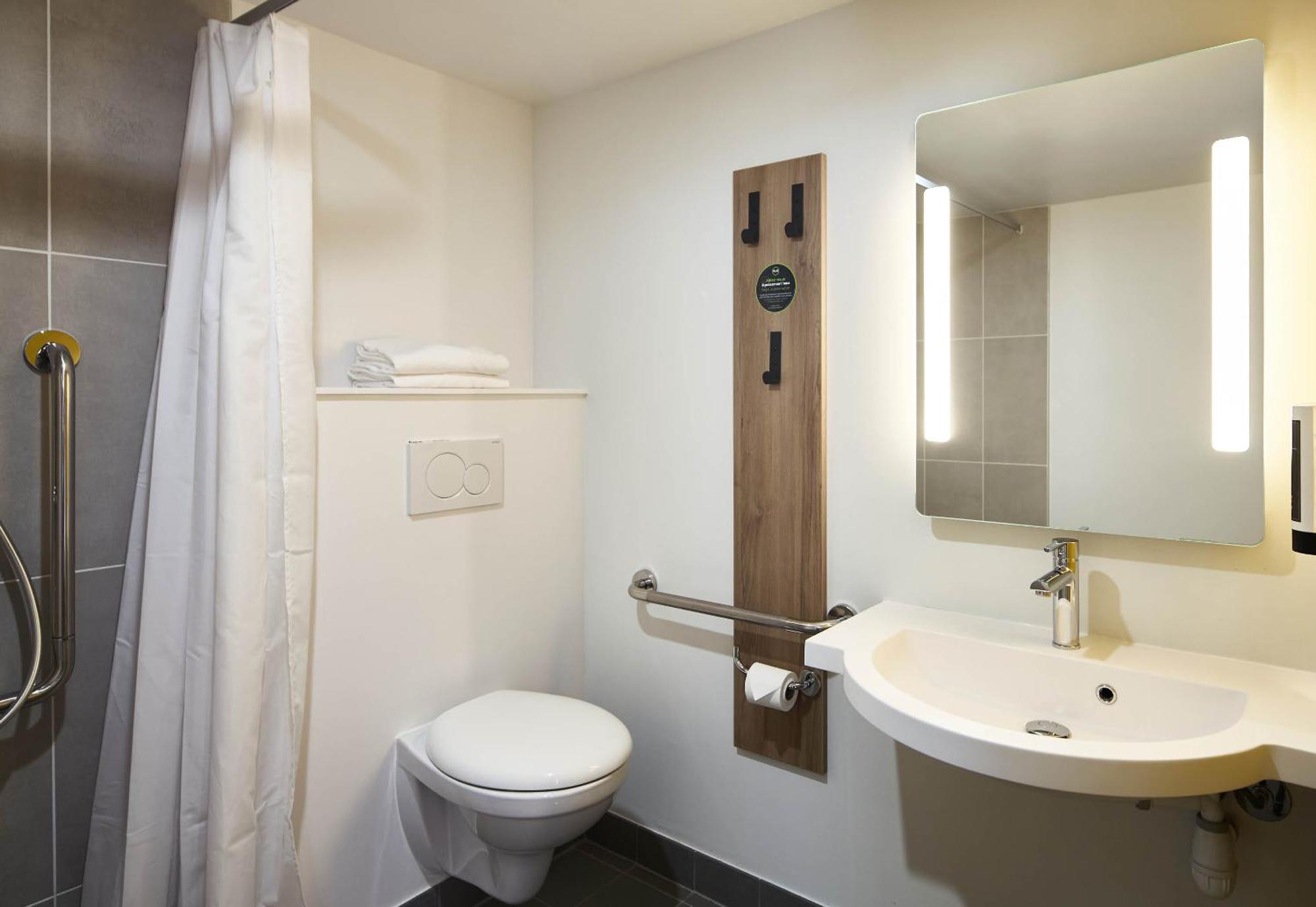 B&B Hotel Bois D'Arcy Saint Quentin En Yvelines Εξωτερικό φωτογραφία